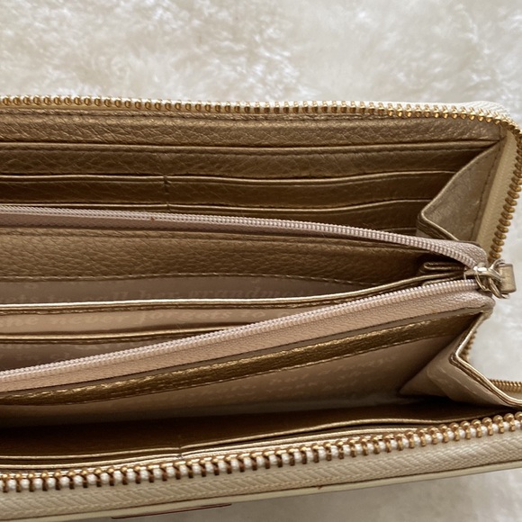 SALE❗️♠️Kate Spade New York Lacey Wallet: Multicolor stripe Zip Around Wallet♠️ - Picture 11 of 14